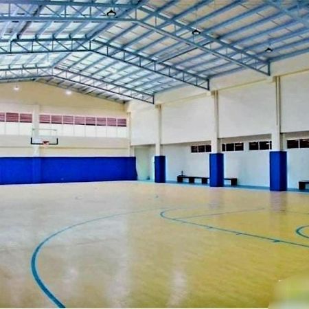 The Lancris Residences, 2 Bedrooms, 1 Bathroom, Living-Room, Kitchen & Pool Is Free Paranaque City Екстер'єр фото